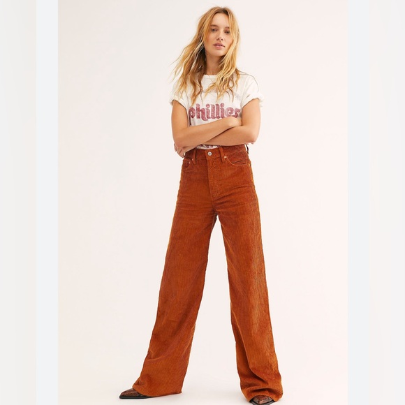 Levi's Pants - Levi’s rib cage wide leg corduroy pants size 24